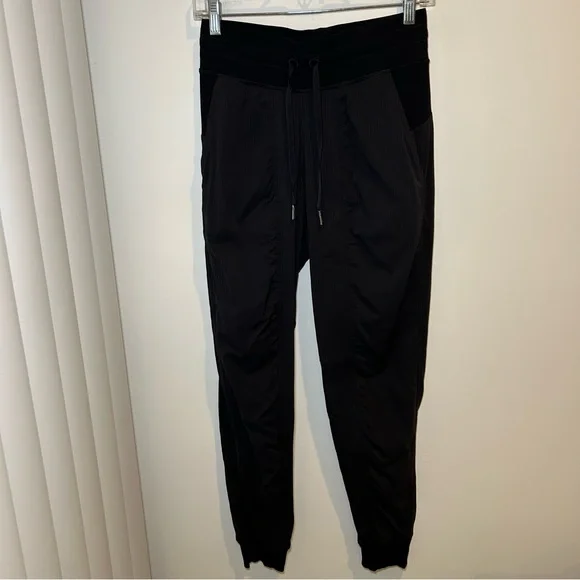 Lululemon Dance Studio Jogger *29" Black Size 4 - Picture 4 of 13